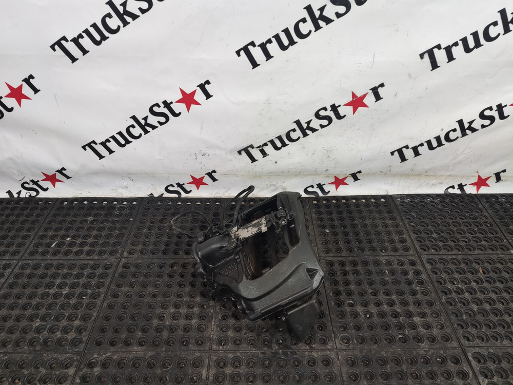 Суппорт передний левый 2023г.