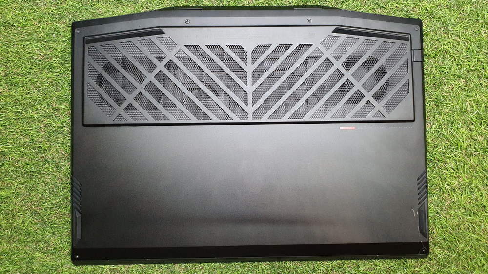 Игровой HP i7-10/16Gb/ RTX 2060 6Gb/144Hz/Omen 15-dh1026ur [22n20ea]/Windows 10