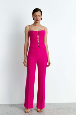 Брюки расклешенные из крепа