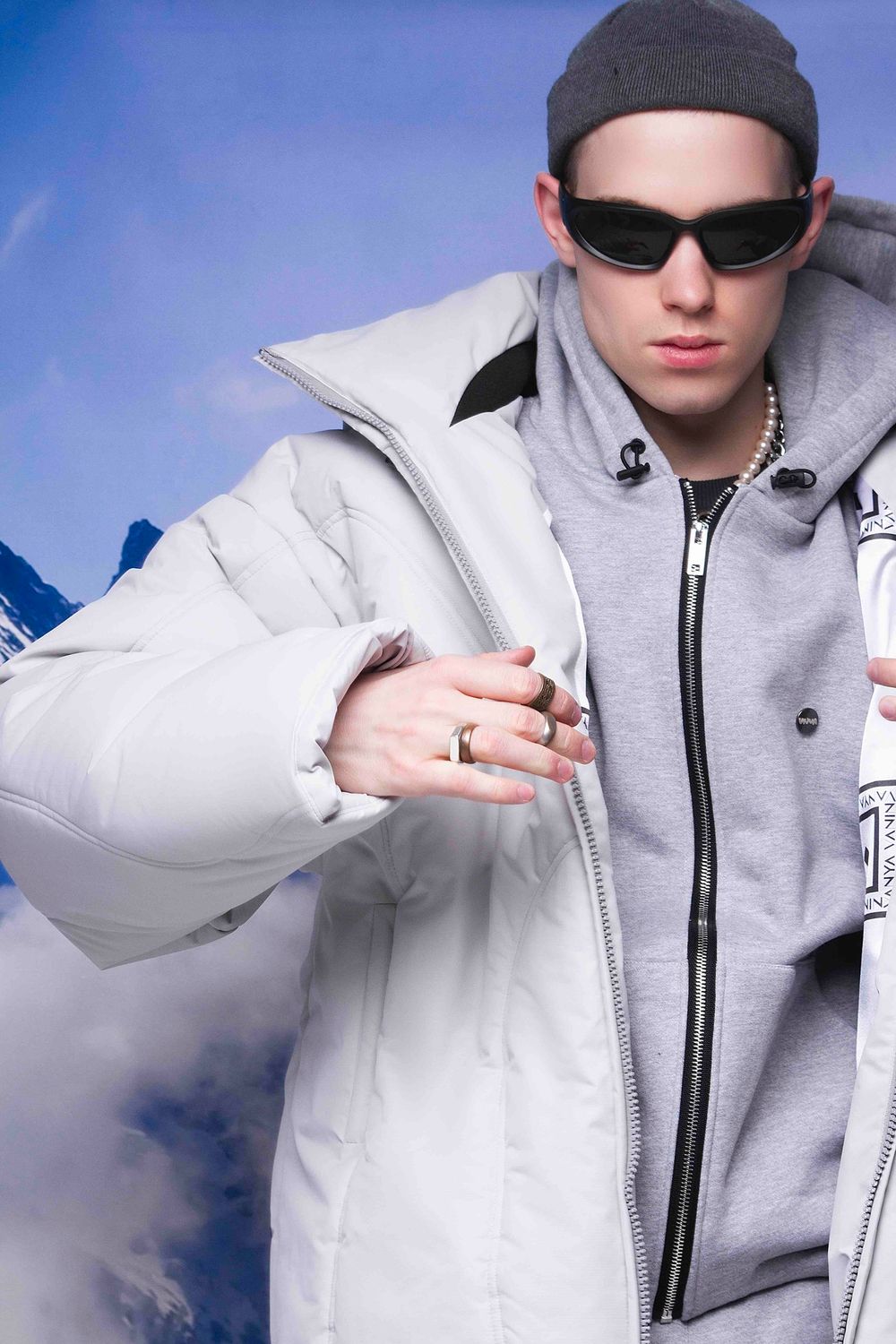 Пуховик VNVA NAO-1 Moon