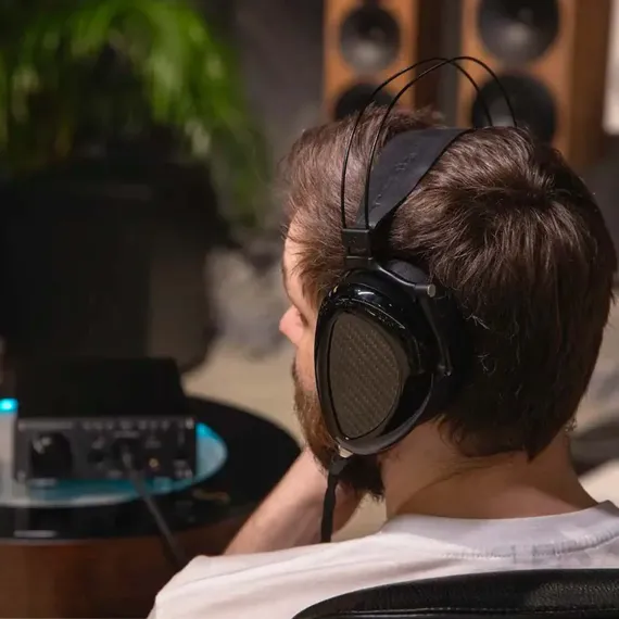 Dan Clark Audio AEON 2 Noire Black