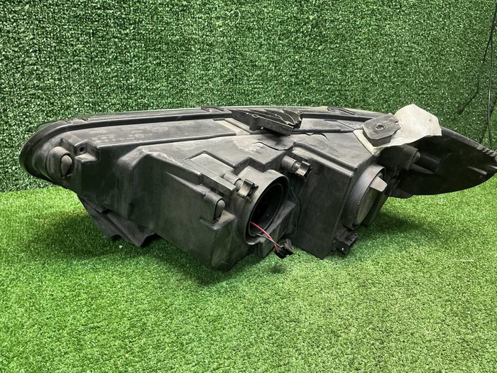 Фара правая Lada Niva Travel (20-нв) галоген