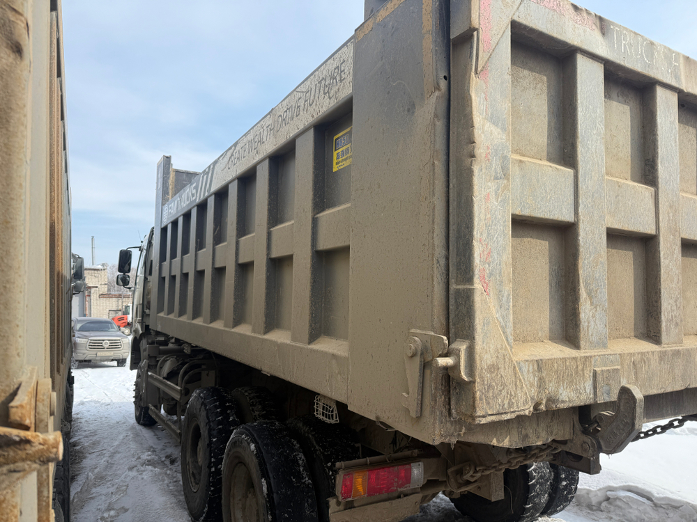 FAW J6 6x4 Самосвал CA3250P66K2T1E5 (Дизельный, 8,6 л, 375 л.с., МТ)