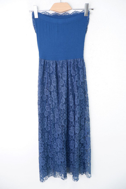 Платье кружевное 44 размер