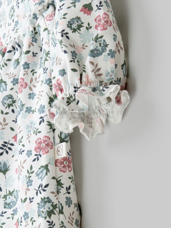 Платье с оборкой 