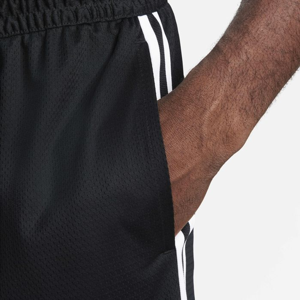 FN2604-010 Шорты Nike Dri-Fit Dna 10In Short