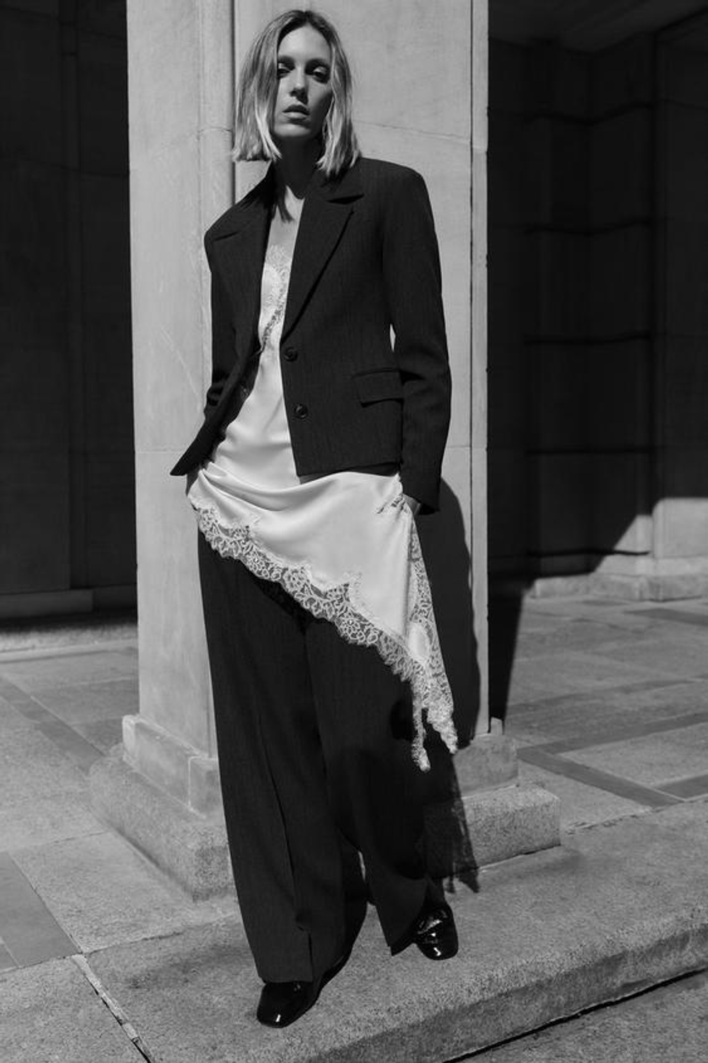 ZARA БРЮКИ ИЗ ТКАНЕВОЙ СТРУКТУРЫ — ZW COLLECTION, СЕРЫЙ МЕЛАНЖ