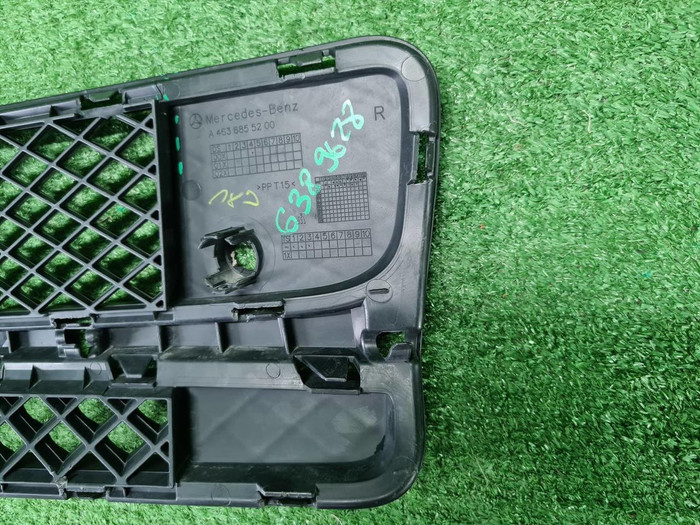 Решетка перед.бампера правая Mercedes G W463 18-нв