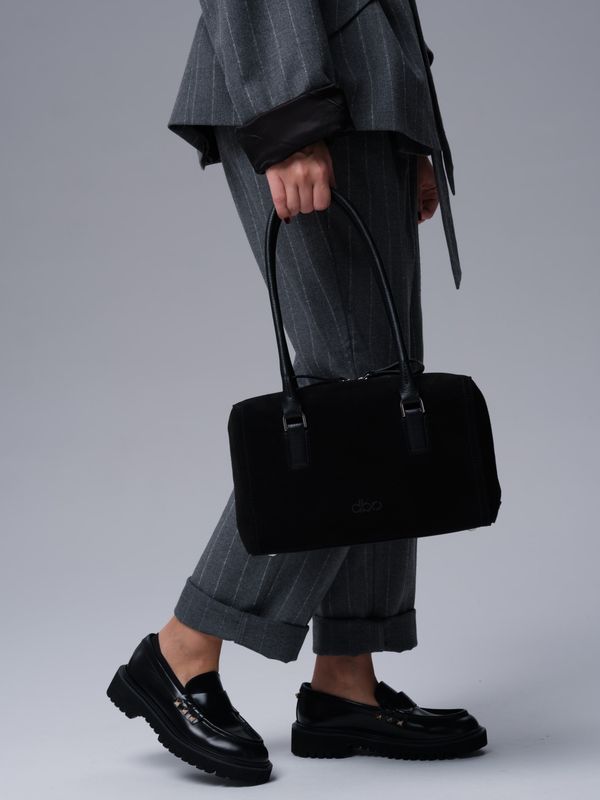 Замшевая сумка Cube DBR 31333 черный велюр