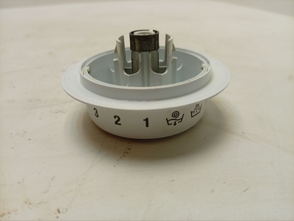 VMUF501B кт19 Ручка переключения программ для стиральных машин Hotpoint Ariston C00305588 б/у