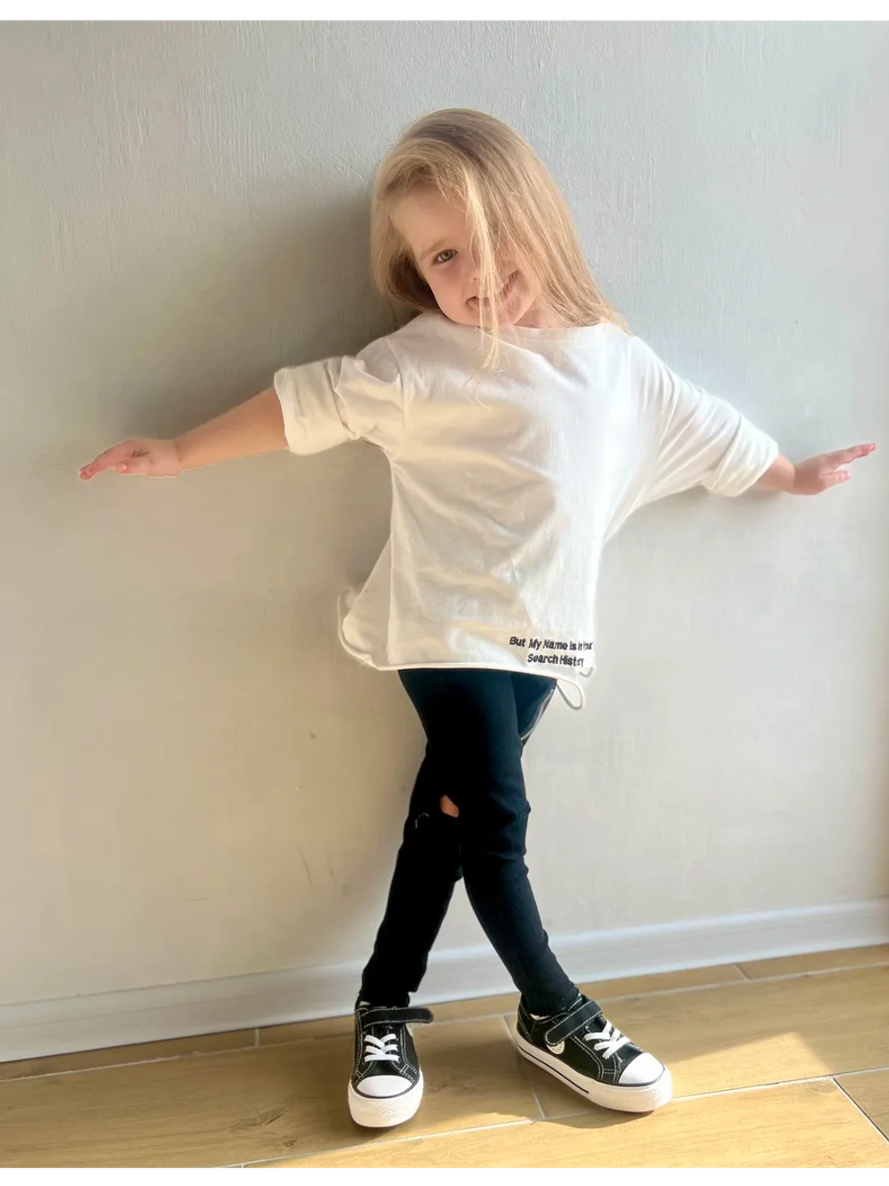 Облегающие брюки с разрезами