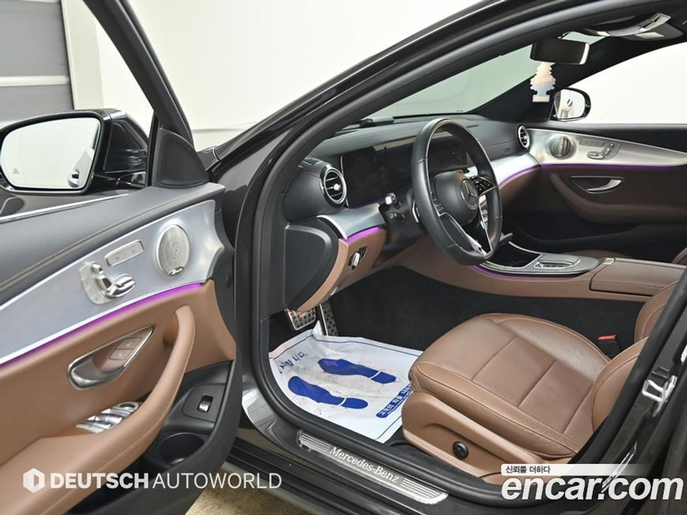 Mercedes-Benz E-Class W213 E350 4MATIC Avangarde (03.2021)