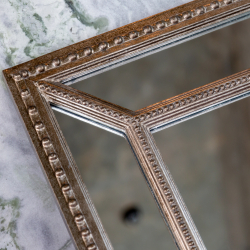 Настенное зеркало Гранд Объект мечты