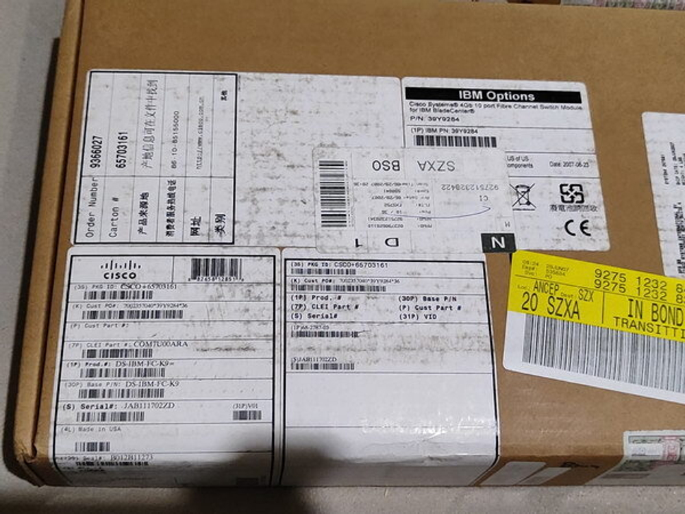 Сервер IBM BladeCenter H 6xHS21 12xXeon DC 5160 3GHz 10xFC 4xEth1G 3x2900W 88524XG-BNDL