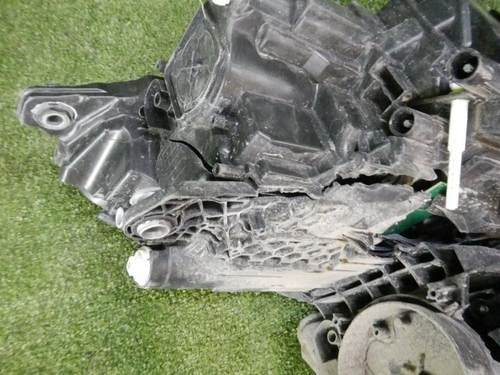 Битая Фара левая Skoda Kodiaq (2016-2022) LED