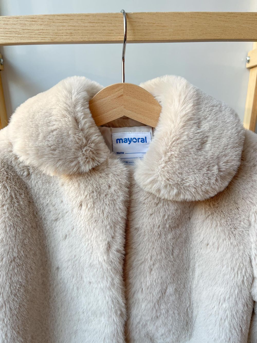 Шуба Mayoral