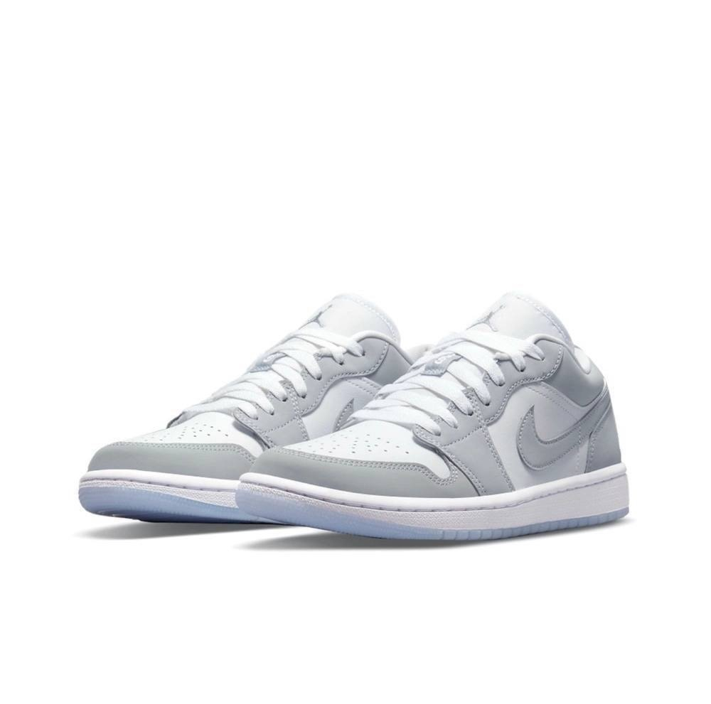 Jordan 1 Low WMNS "Wolf Grey"