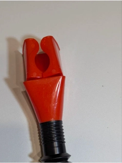 +t Воронка непроливайка для мототехники и др. Красная