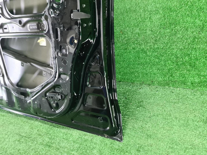 Дверь передняя правая Land Cruiser 200 (2015-2021)