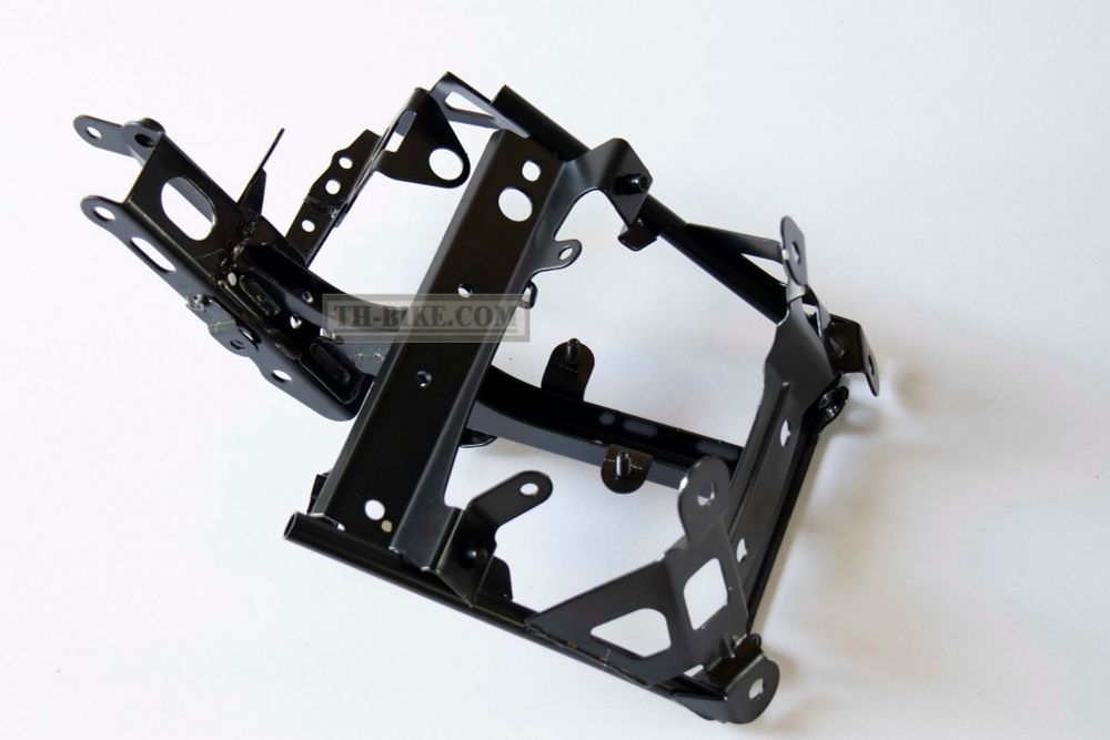 2DP-F8356-00. STAY 1. Headlight stay Yamaha N-max