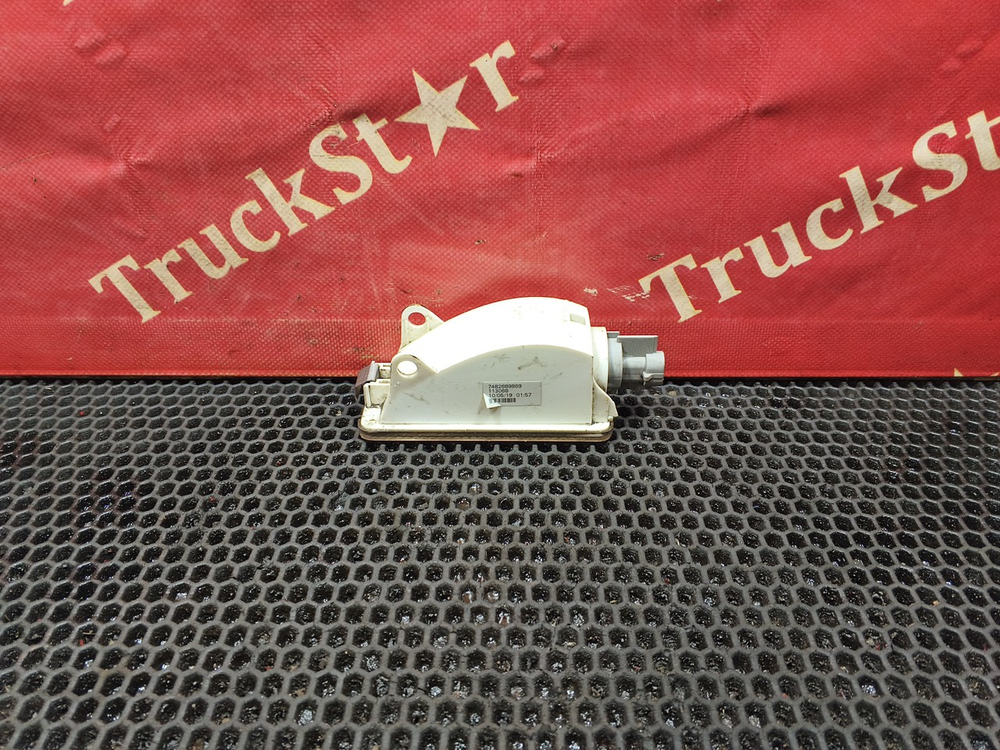 Плафон внутреннего освещения