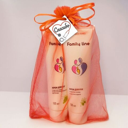 Подарочный набор "Бархатные ручки и ножки" в органзе