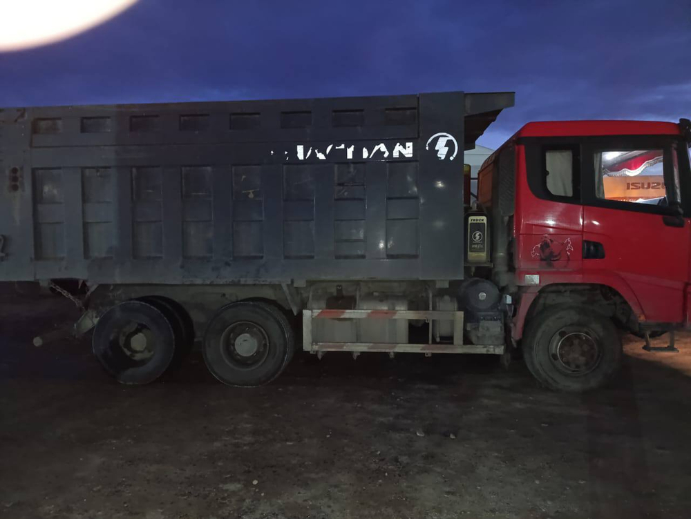 Shacman (Shaanxi) SX* 6x4 Самосвал SX32586T384C (Дизельный, 10,8 л, 381 л.с., МТ)
