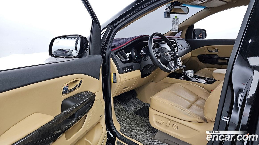 Kia The New Carnival (Sedona) 9-и местный High Limousine (05.2020)