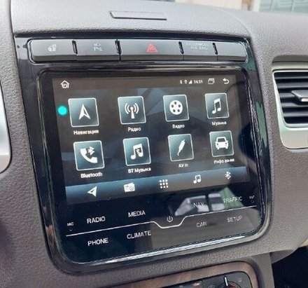 Магнитола для Volkswagen Touareg II 2010-2018 (RNS850 - все штатные функции и обогревы сохраняются) - Radiola RDL-TRG-H на Android 10, Carplay, 4G SIM-слот, 8ГБ-128ГБ