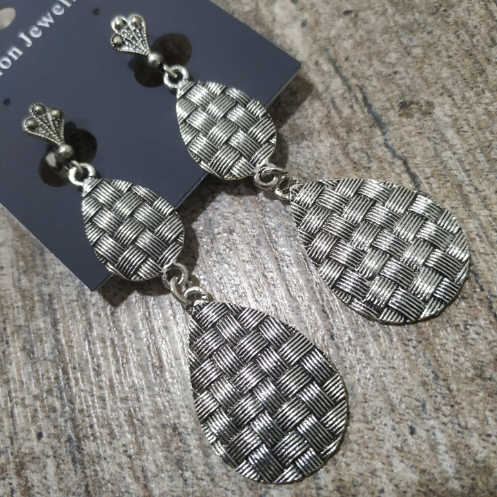 Серьги на англ.заст Bohemia 2 капли шашечки металл античный серебристый 6,5х2 см