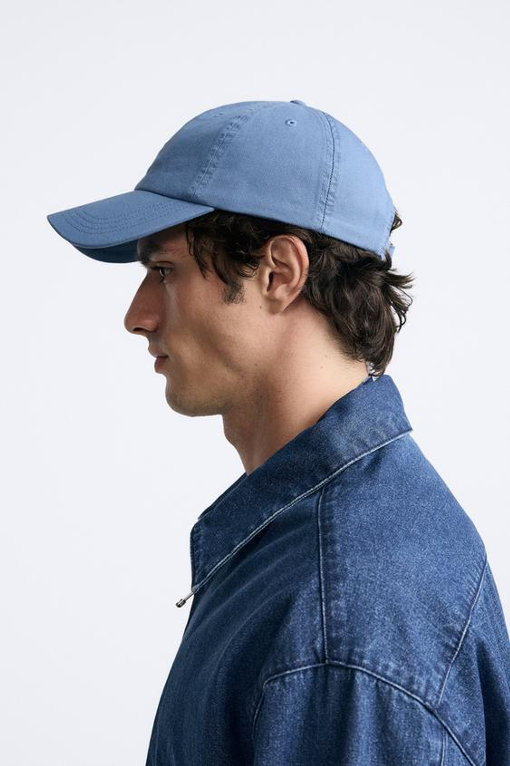 ZARA КЕПКА ИЗ ТВИЛА С РЕЛЬЕФНЫМ УЗОРОМ, ВЫЦВЕТШИЙ СИНИЙ