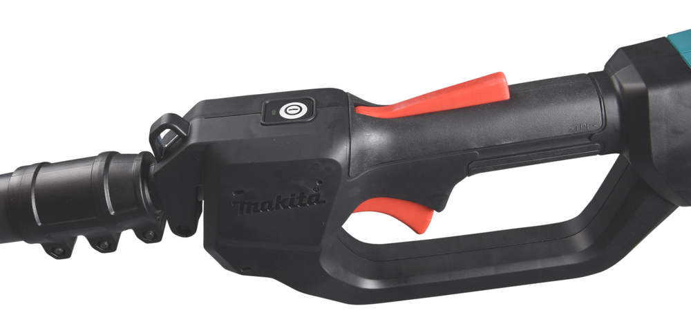 Высоторез аккум. XGT 40vMAX, 1500 Вт, 12"/30см, 3/8",1,1мм,20м/с,инстр. натяжка,BL,WG,AFT Makita UA004GZ