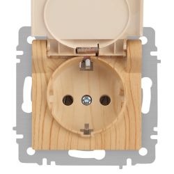 Розетка Intro Accent 6-203-11 с заземлением 2P+E Schuko с крышкой 16А-250В IP20 СУ AL/CU сосна