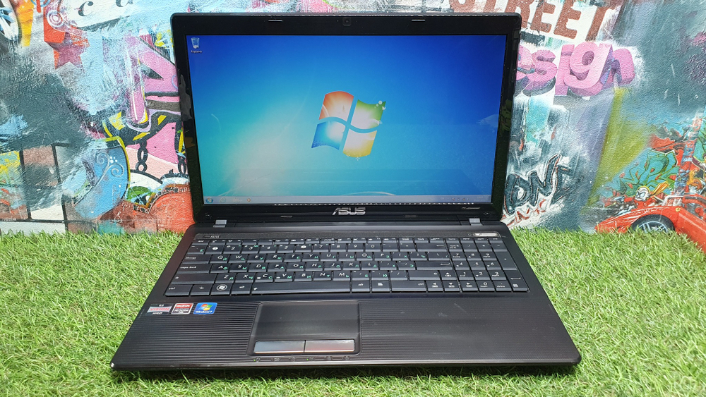 Ноутбук ASUS AMD E-450/4Gb/HD 7470M 1Gb