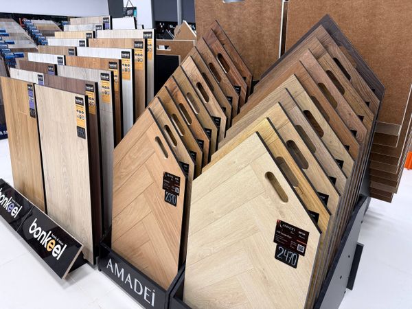 Ламинат 33 или 34 класс — разница и что выбрать для квартиры