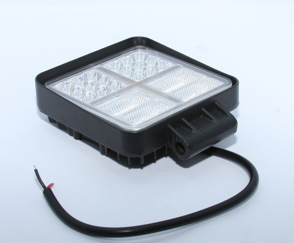 Фара светодиодная 12-24v (100мм х 100мм)