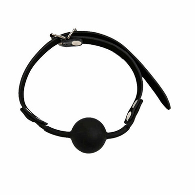 Кляп черный силиконовый на кожаном ремешке с застежкой Onjoy BDSM Silicone Gag (Цвет: черный)