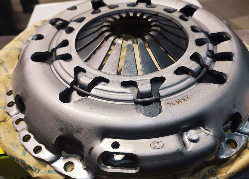 Комплект сцепления LUK BSE BSF cwva cfna