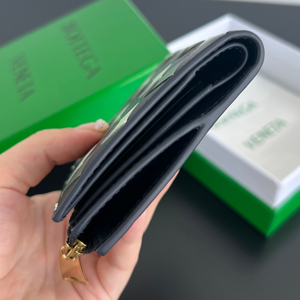 Bottega Veneta Small Intrecciato Bi-Fold Zip Wallet