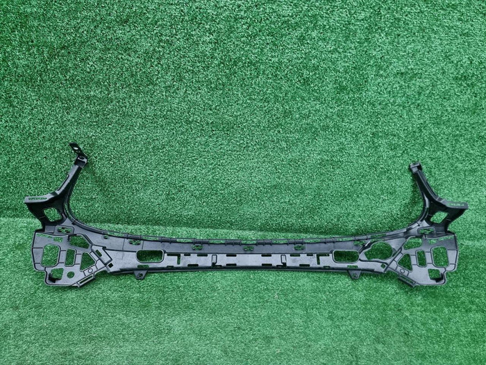 Кронштейн бампера Mercedes GLC X253 (19-22) AMG