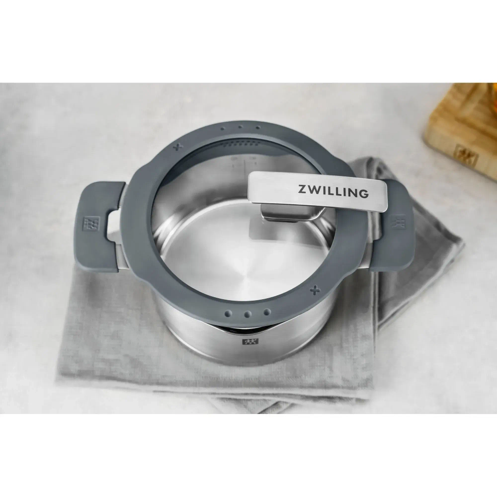 Zwilling Кастрюля Simplify 3 л с крышкой низкая 20 см
