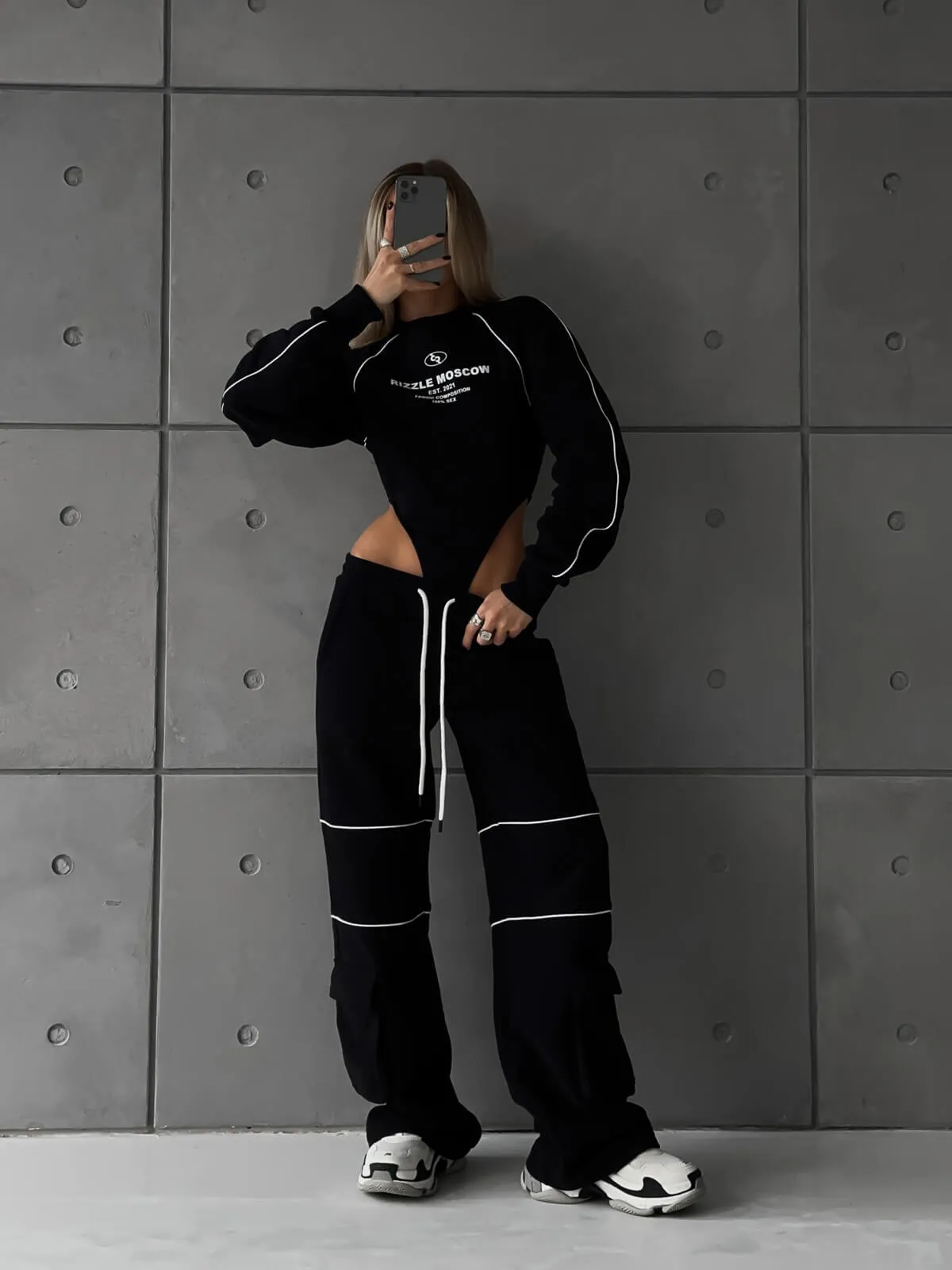 Брюки-карго из футера Universe