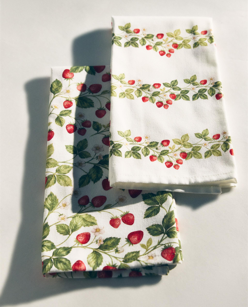 Zara Home кухонное полотенце из хлопка, цветочный мотив, 60 40 см (комплект 2 шт.) · 9276/026