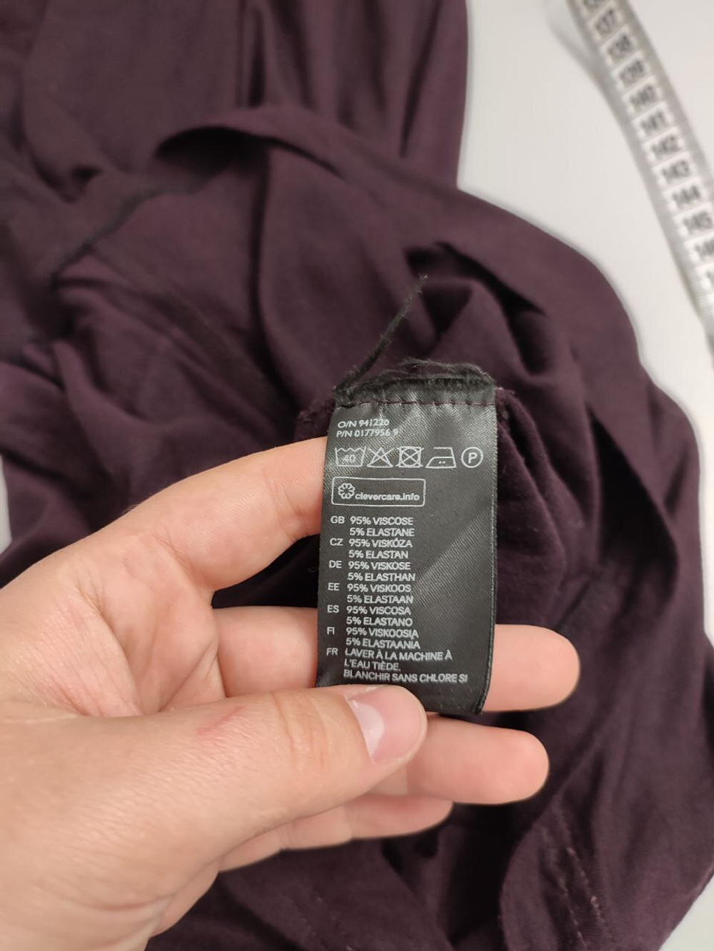 Платье H&M лаконичное 42 размер