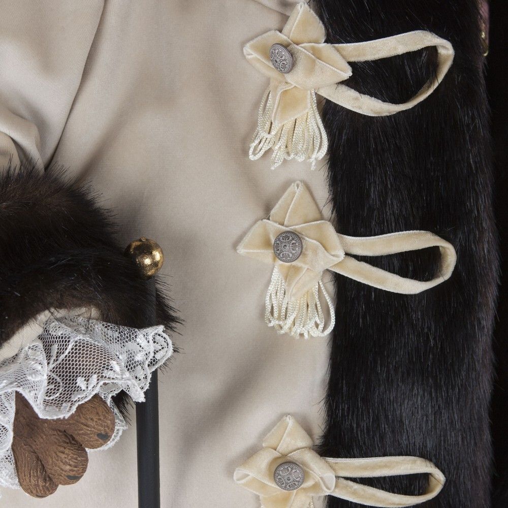 Кукла коллекционная Бульдог Граф Потемкин