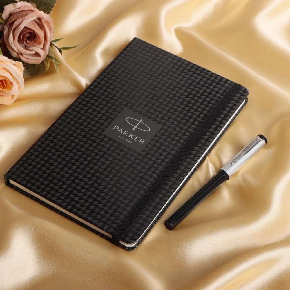 Ручка шариковая Parker "Beta Premium Silver", в подарочной упаковке