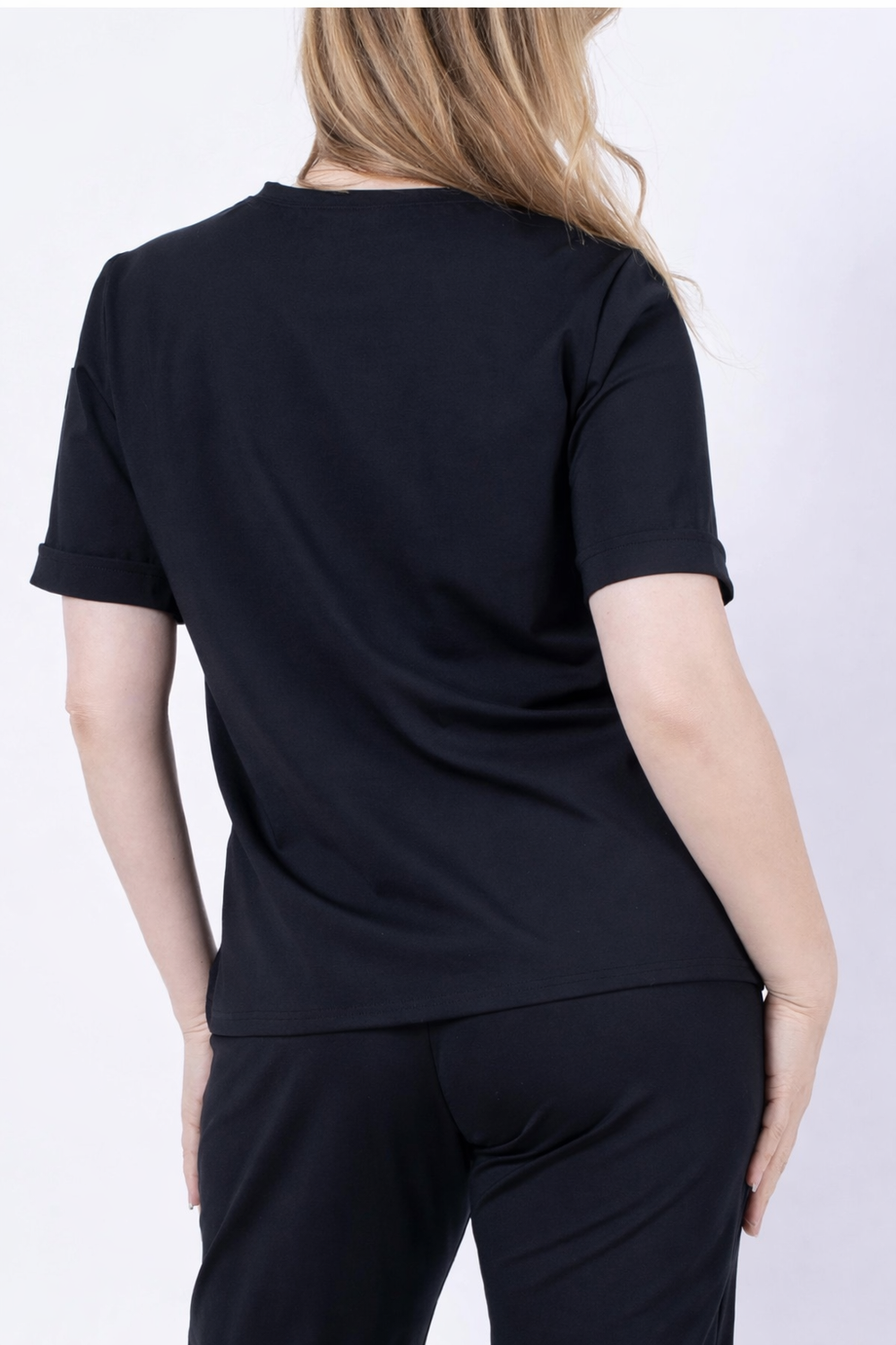 Футболка Нинель черная для парикмахера