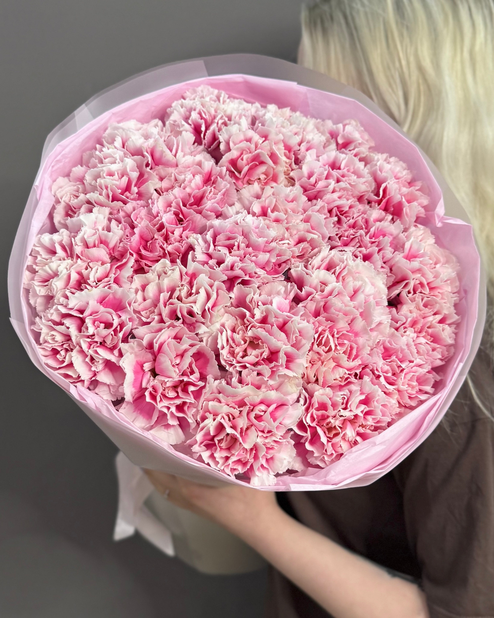 Букет с 25 розовыми диантуcами