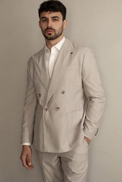 Двубортный костюм мужской в клетку (молочный) С6