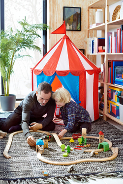 IKEA LILLABO  (ИКЕА ЛИЛЛАБО)  -  Железная дорога